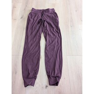 Lululemon Ready to Rulu 29" Joggers in Garnet Size 4